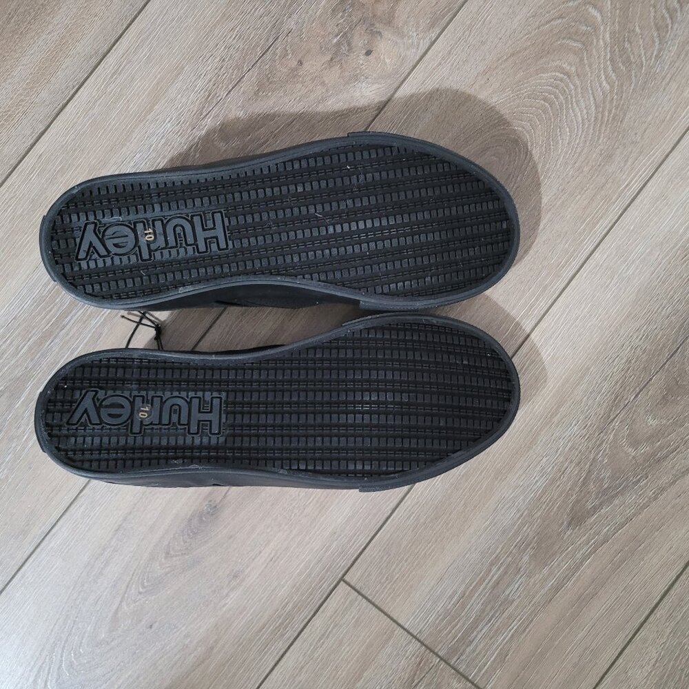 Mens shoes